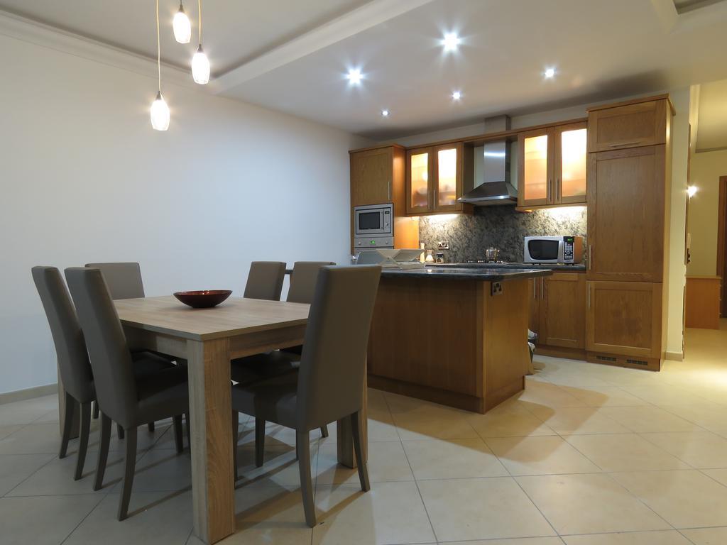 Seaview Apartment In Saint Thomas Bay Marsaskala Esterno foto